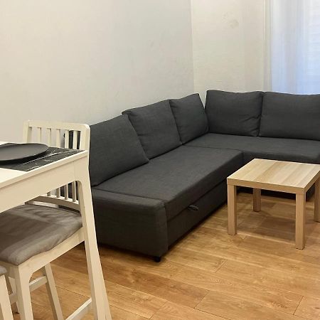 Studio Neuf Climatise Avec Terrasse #4 تولون المظهر الخارجي الصورة