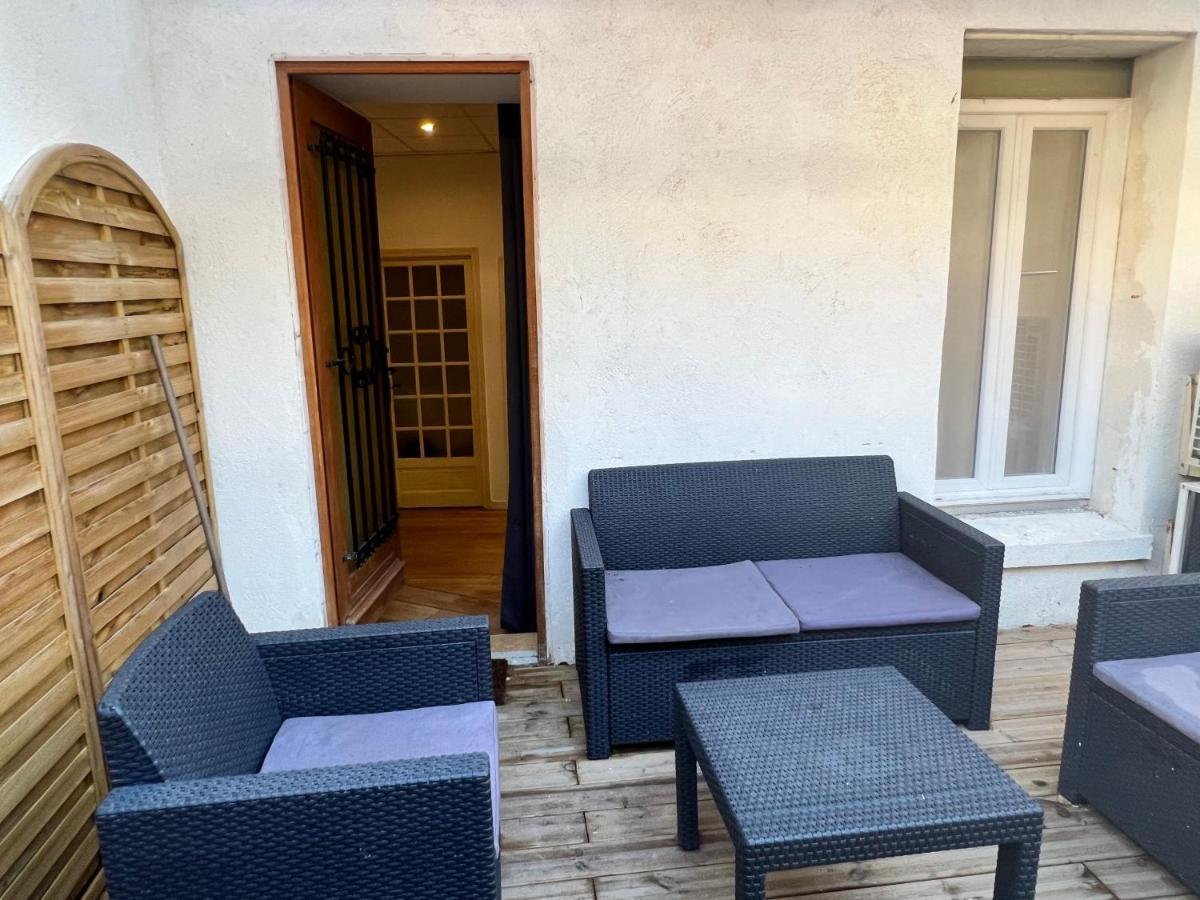 Studio Neuf Climatise Avec Terrasse #4 تولون المظهر الخارجي الصورة